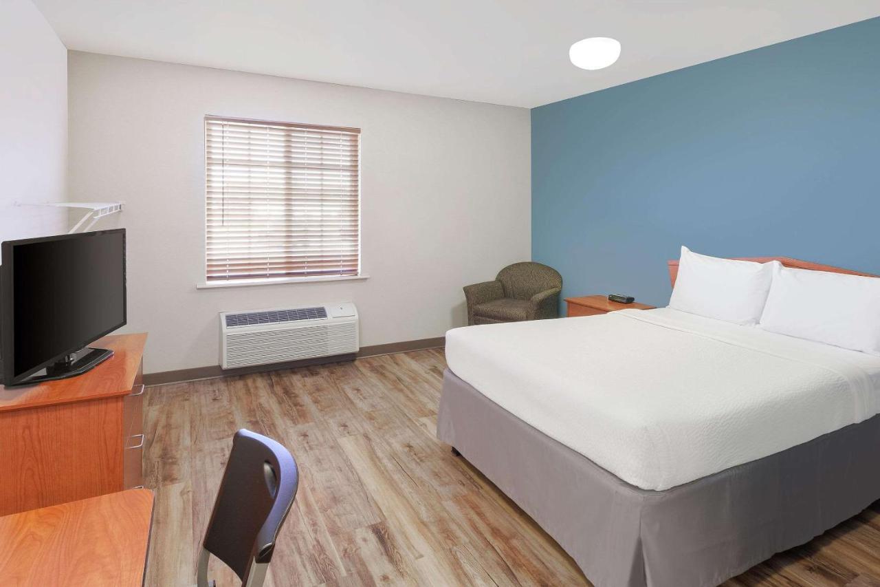 Woodspring Suites Des Moines Pleasant Hill ภายนอก รูปภาพ