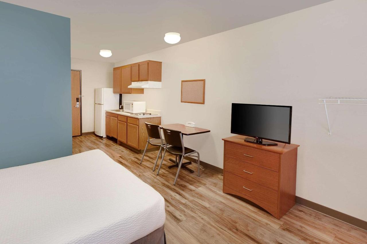 Woodspring Suites Des Moines Pleasant Hill ภายนอก รูปภาพ