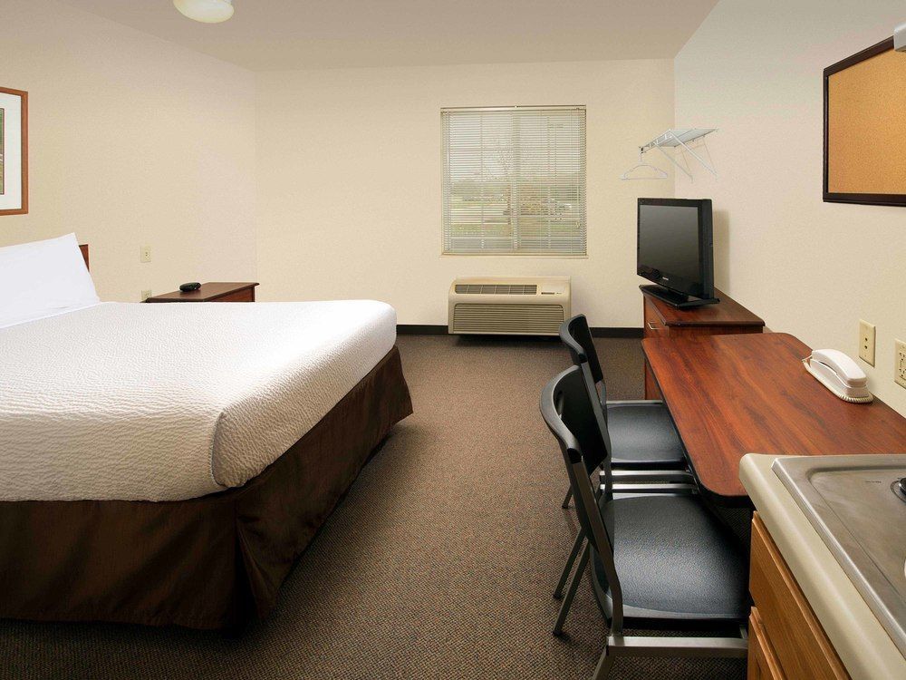 Woodspring Suites Des Moines Pleasant Hill ภายนอก รูปภาพ